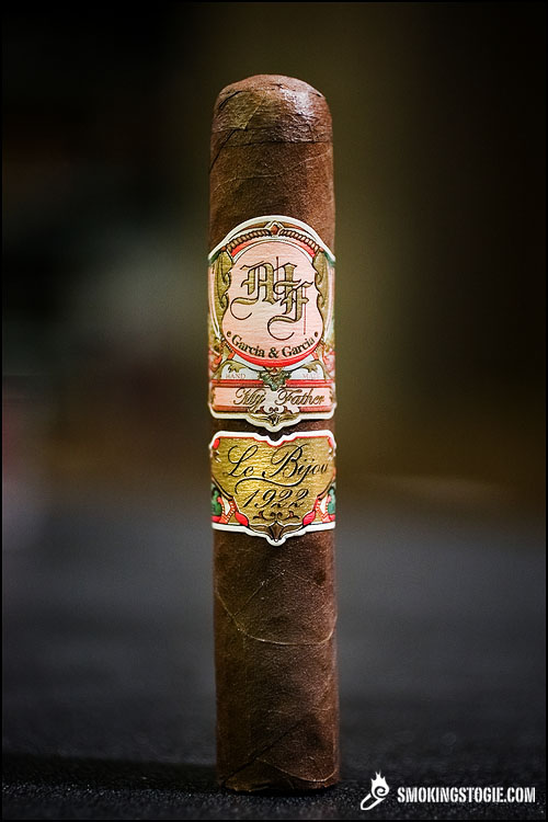 My Father Le Bijou 1922 Petit Robusto 1.png