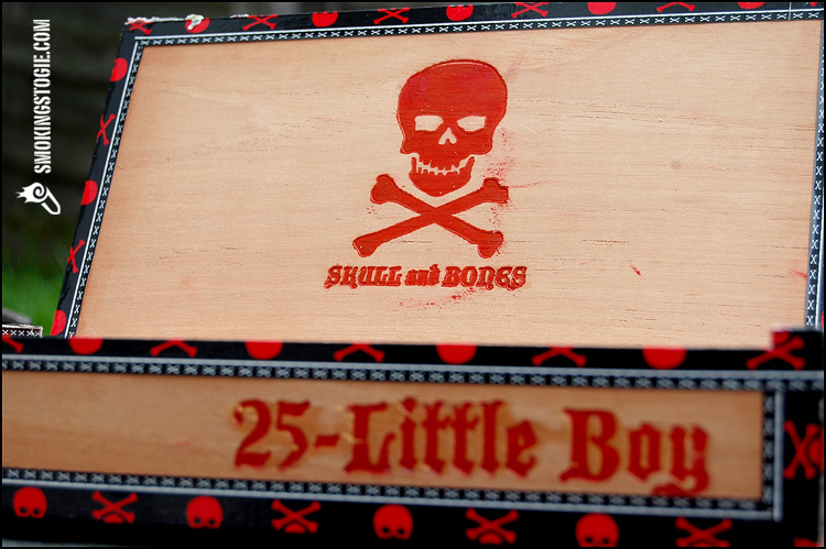 Viaje Skull and Bones Little Boy 2.png