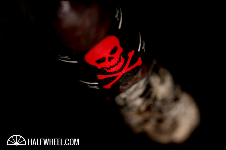 Viaje Skull and Bones Red WMD 2012 3