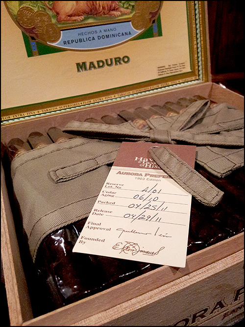 La Aurora Preferidos Maduro Lancero Original Box