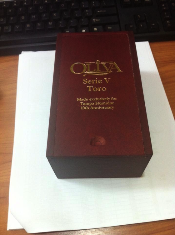 Oliva Serie V Toro Tampa Humidor 10th Anniversary.png