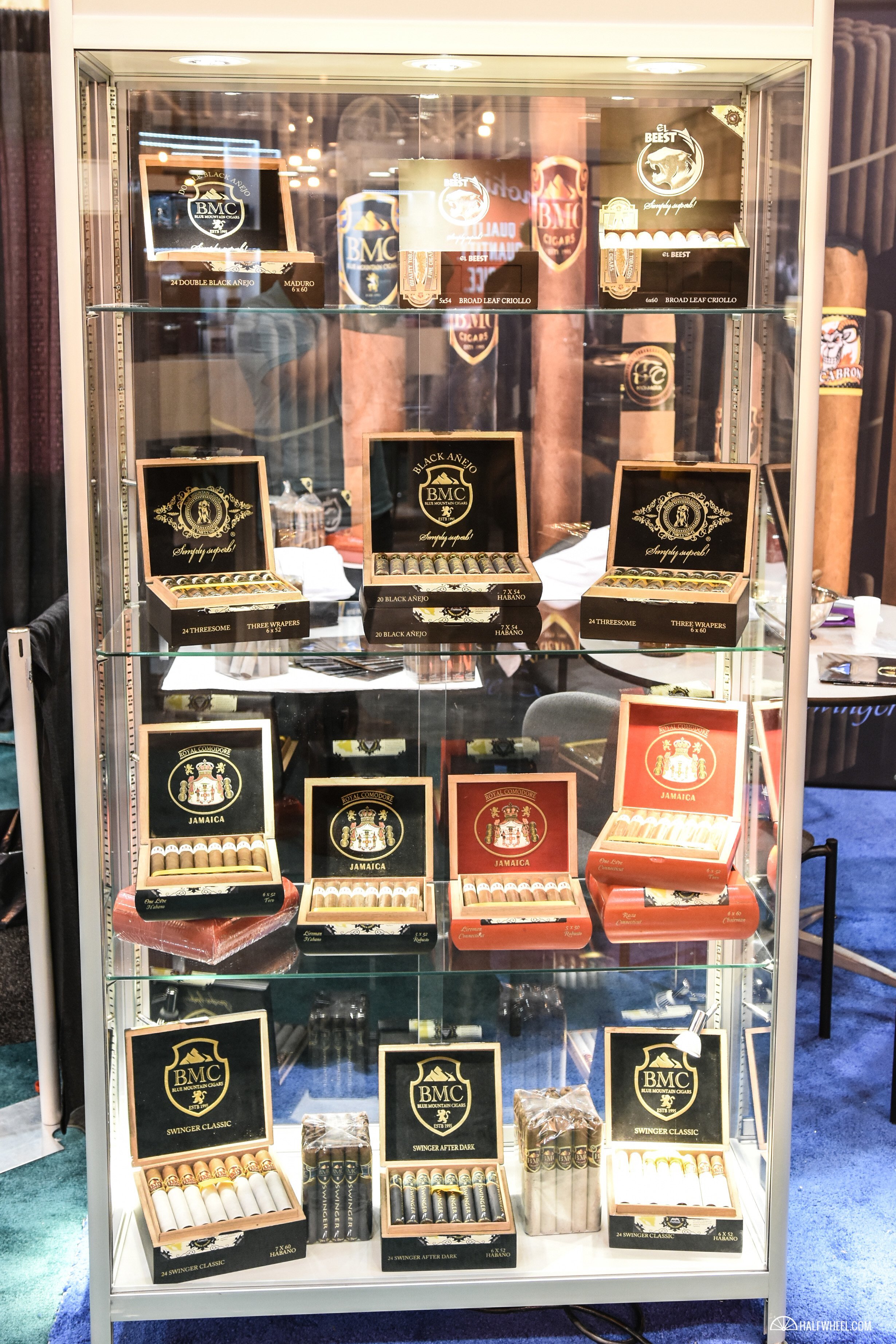 blue mountain cigars display