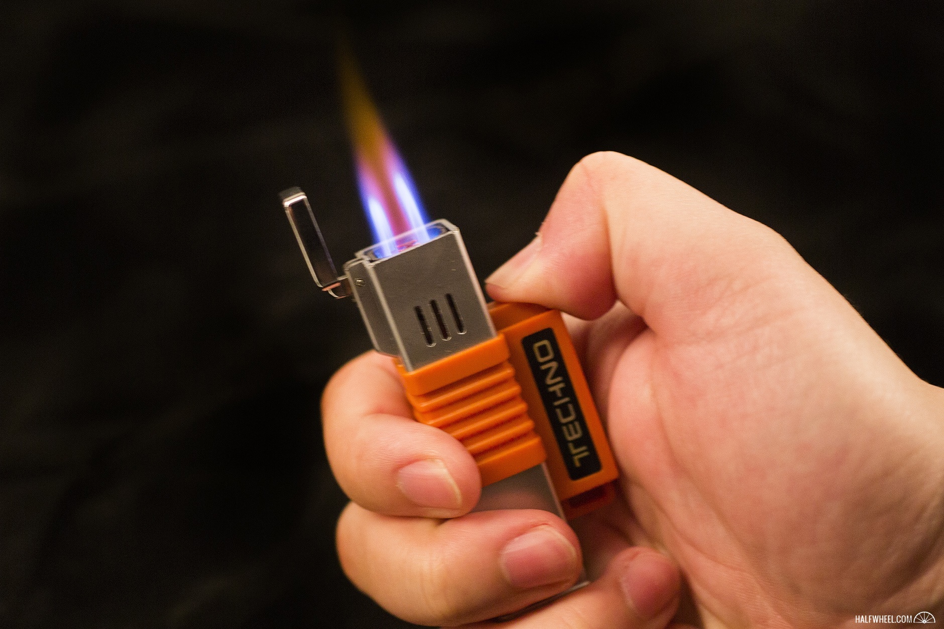 Techno Quadruple Torch Lighter flame
