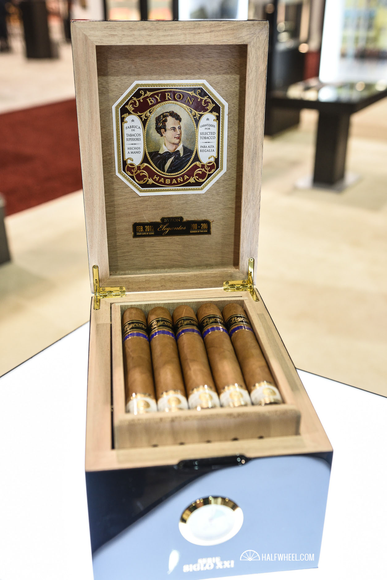 Selected Tobacco SA Byron Elegantes Siglo XXI IPCPR 2016