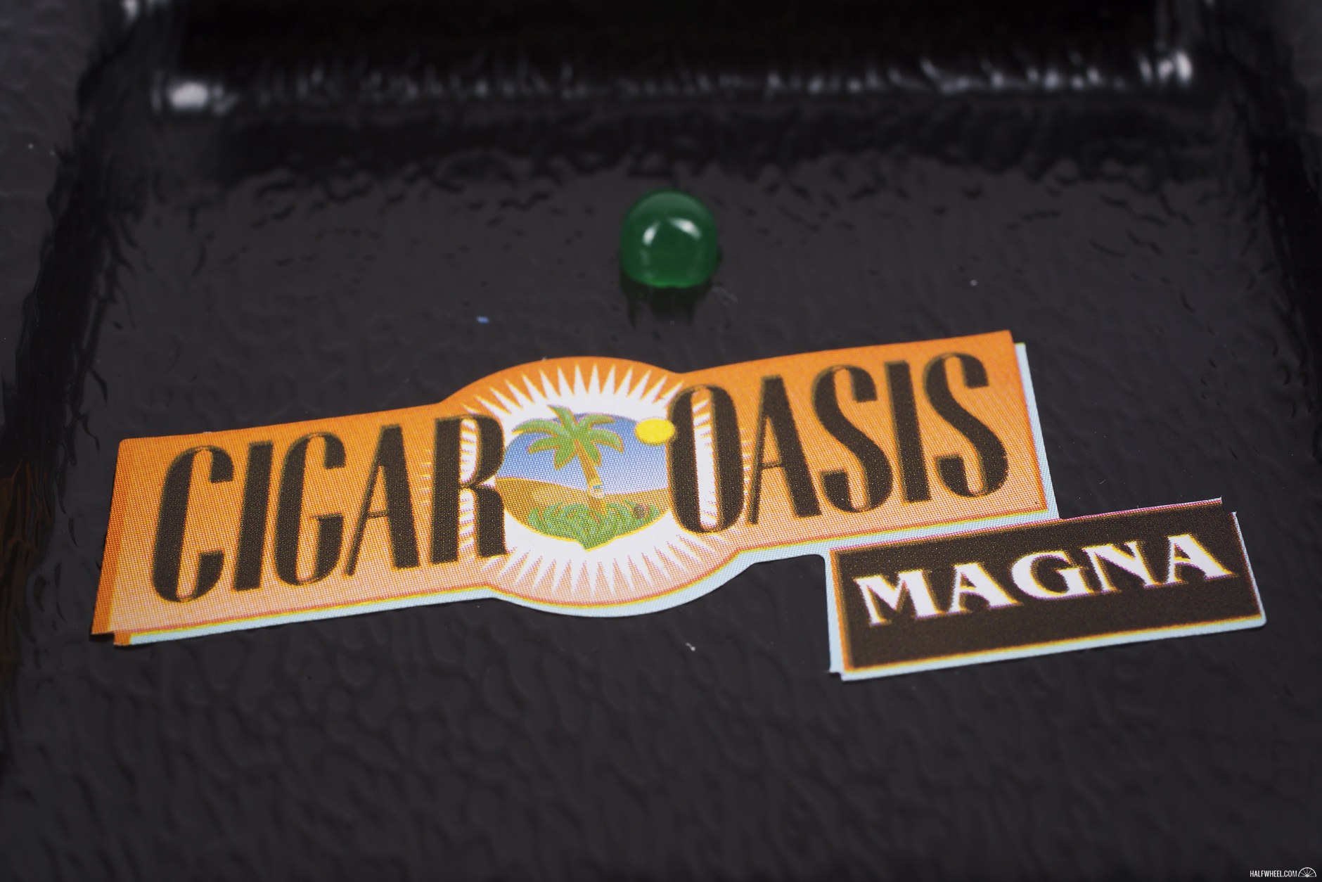 cigar-oasis-magna-2-feature