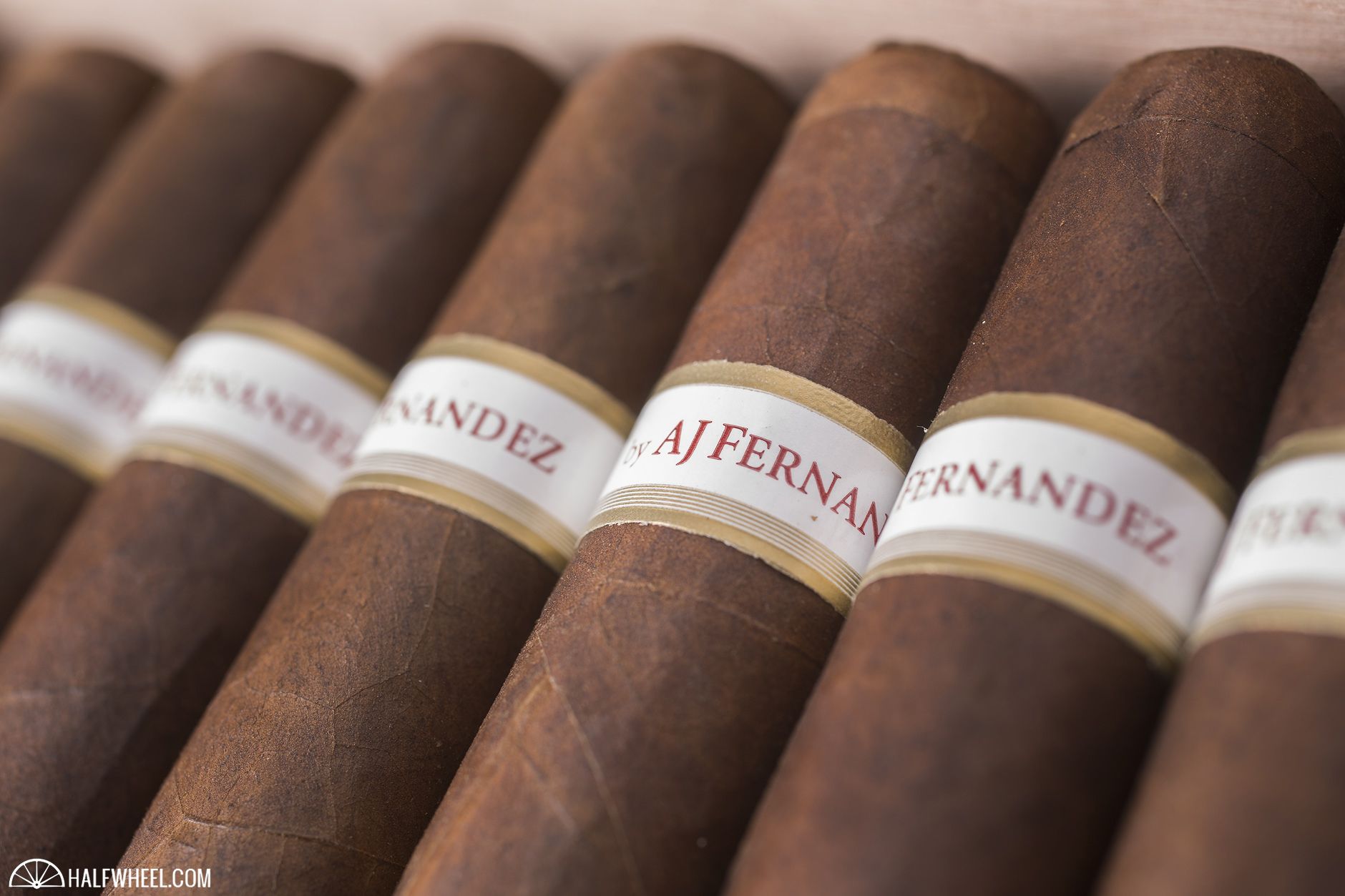 stogies-world-class-cigars-a-j-fernandez-exclusive-box-3