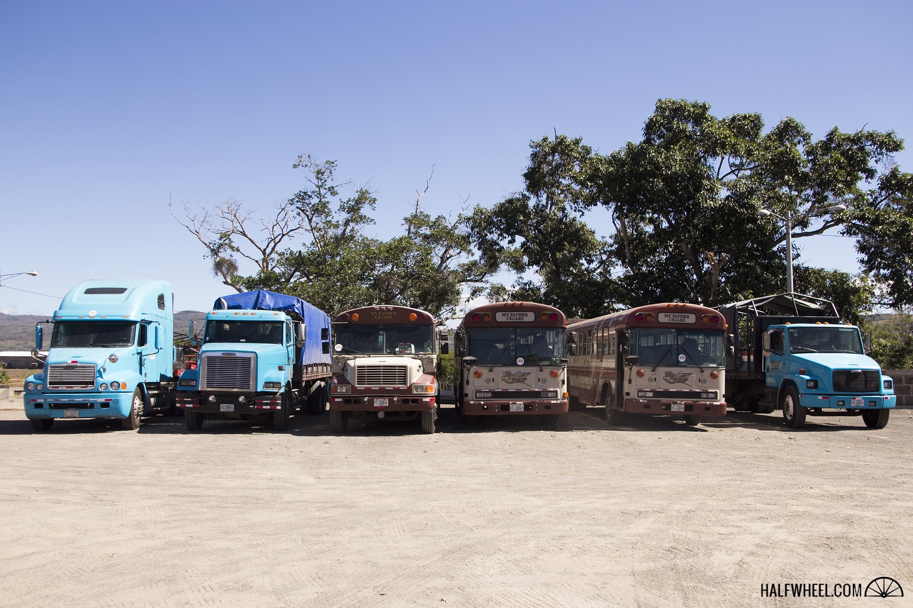 purosabor-nicaragua-2017-day-4-my-father-trucks-busses