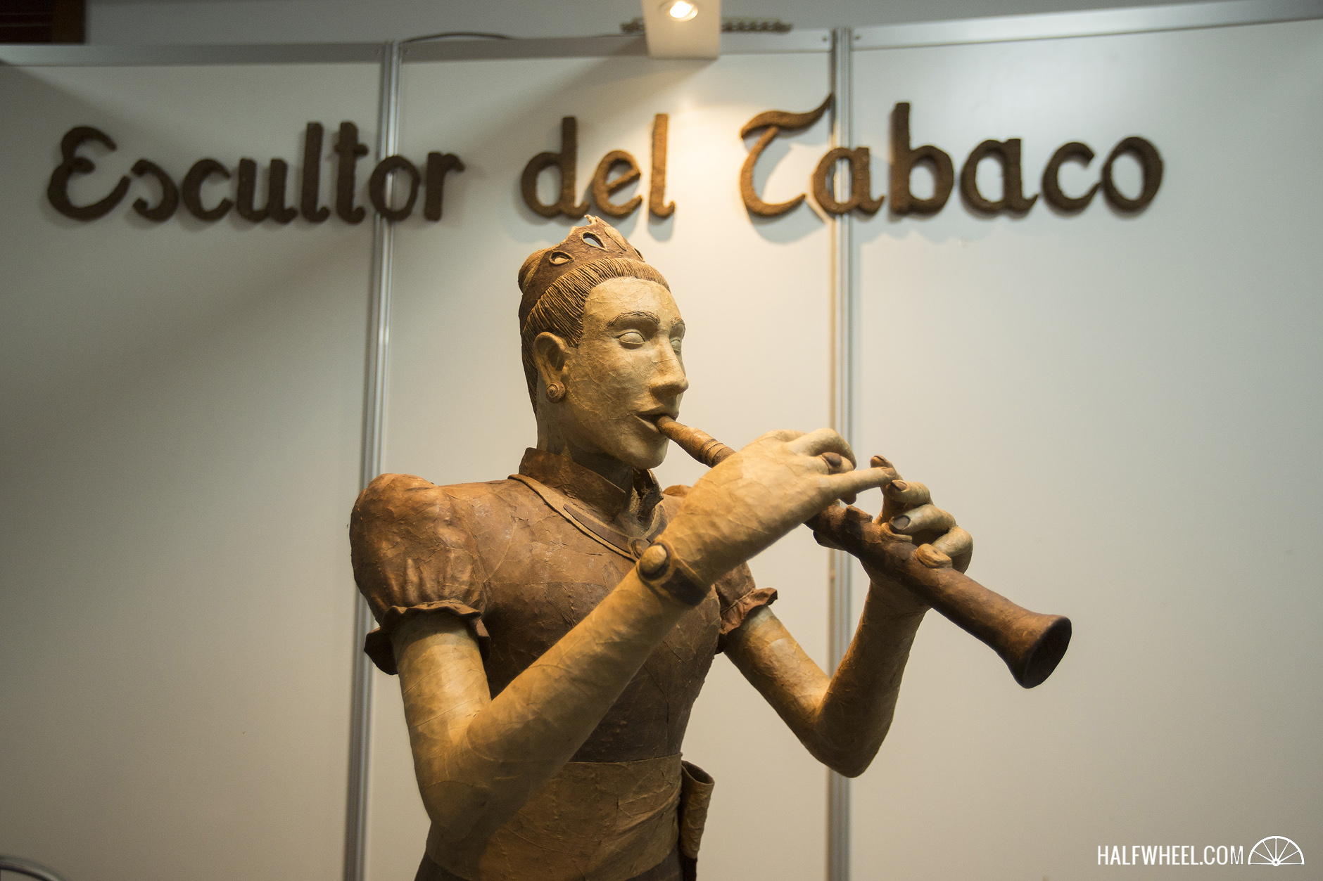 Festival del Habano XIX - Day 1 Trade Show Escultor del Tabaco Tobacco Sculpture