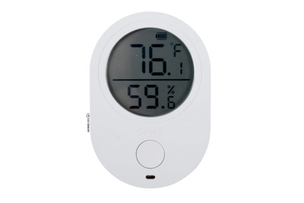 https://halfwheel.com/wp-content/uploads/2018/12/Govee-Bluetooth-Temperature-Humidity-Monitor-4-620x414.jpg