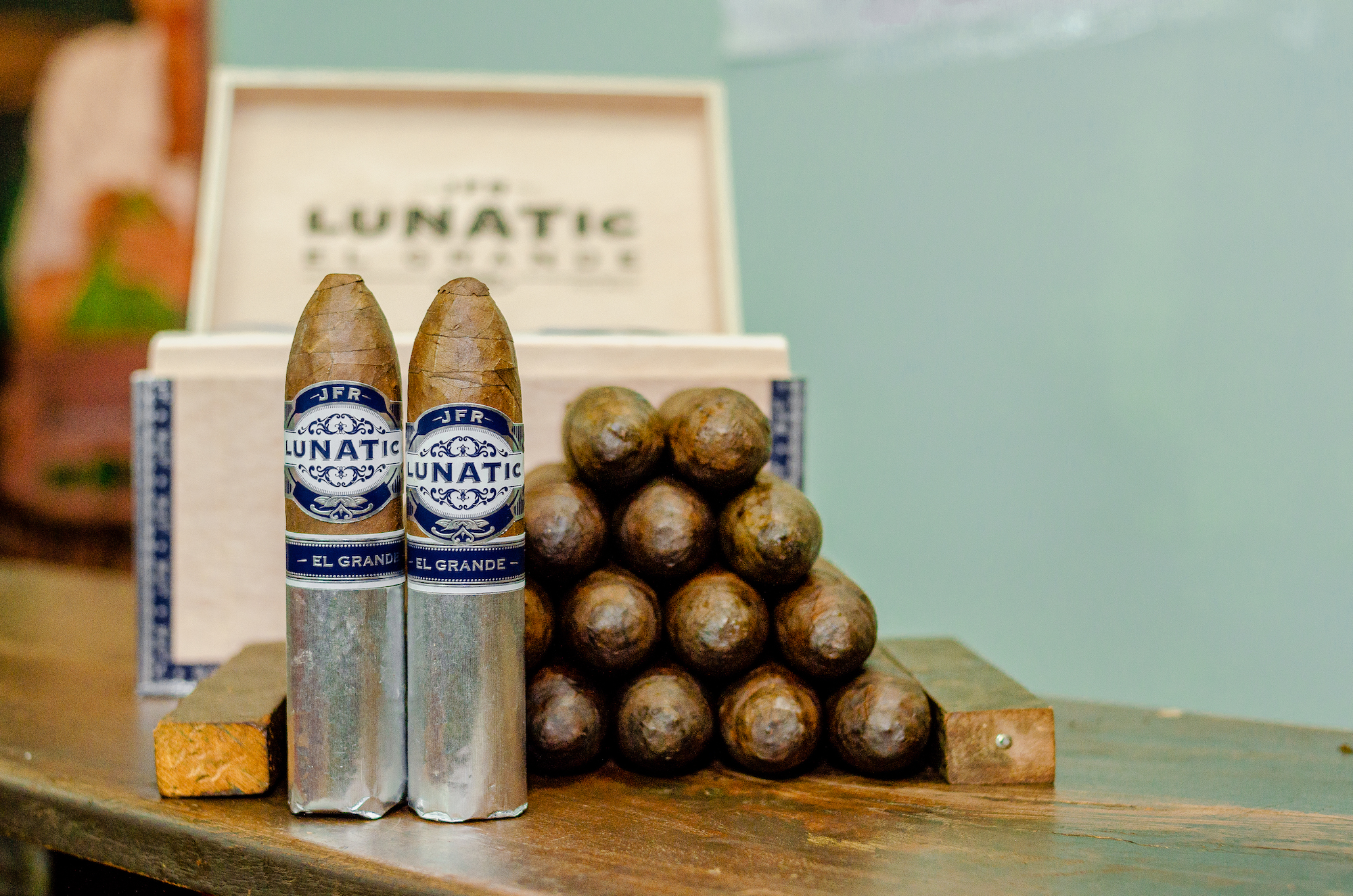 AGANORSA Leaf Adds JFR Lunatic El Grande Maduro for PCA Product